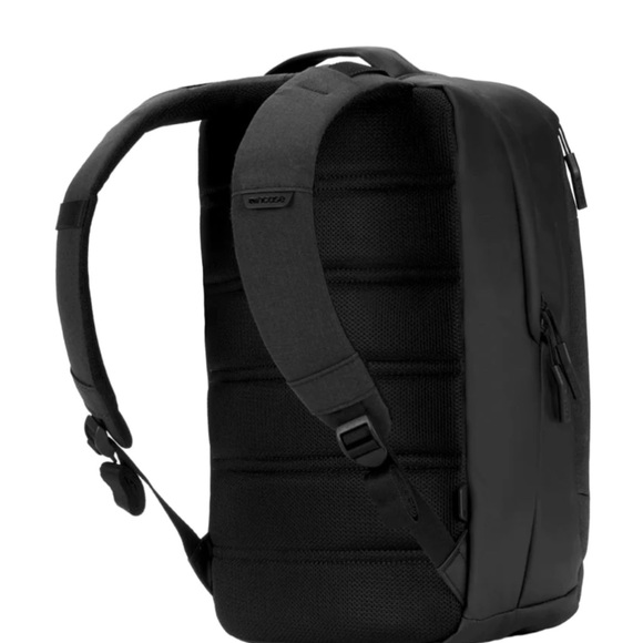 Incase City Compact Backpack - Picture 3 of 11